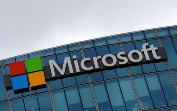 微软发布翻译应用 与谷歌苹果角力人工智能