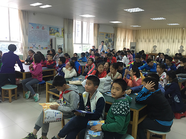 "发现杯"编程挑战流动课堂之广州龙口西小学站