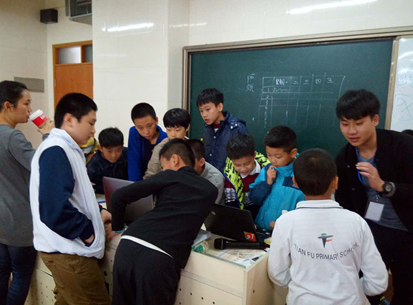 "发现杯"编程挑战流动课堂之广州天府路小学站