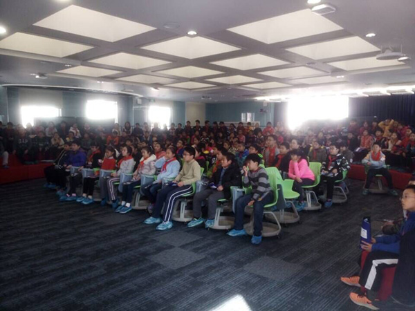 "发现杯"编程挑战流动课堂之上海江宁学校站