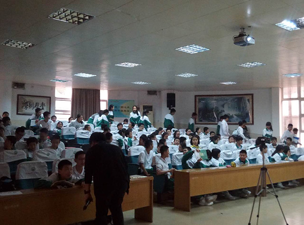 "发现杯"编程挑战流动课堂之广州第四十七中学站