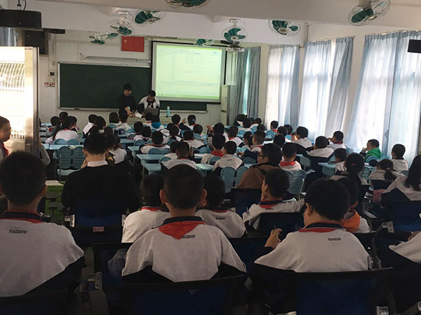 "发现杯"编程挑战流动课堂之广州基立道小学站
