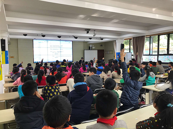 "发现杯"编程挑战流动课堂之上海绿苑小学站