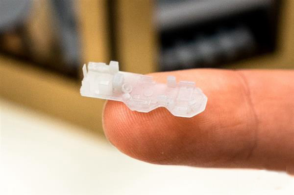 工程师3D打印1:25比例公寓模型模拟安置家具