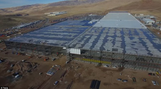 无人机曝光特斯拉超级工厂 预计2020年完工