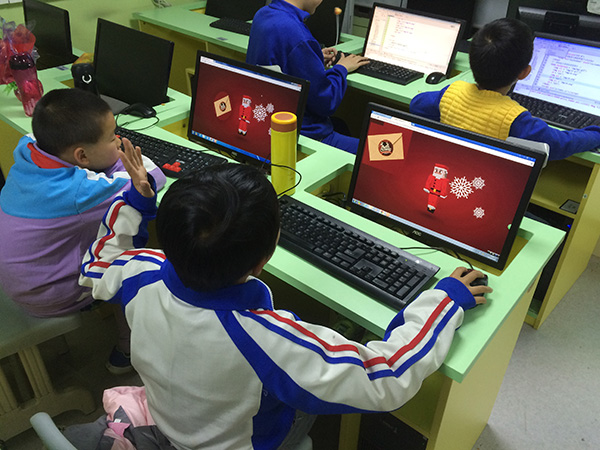 北京大钟寺校区：少儿编程圣诞节活动课开班盛况