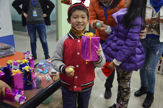 郑州金水路校区：亲子圣诞节，让童年更快乐