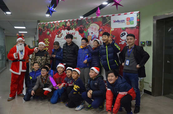 郑州金水路校区：亲子圣诞节，让童年更快乐