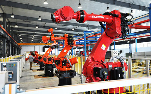 智造体系建设迫在眉睫 工业机器人成各地布局新宠