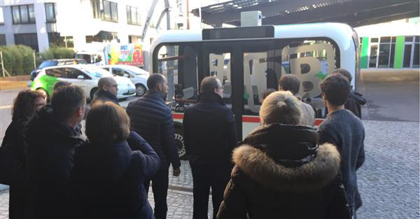 德国引入3D打印Olli自动驾驶巴士