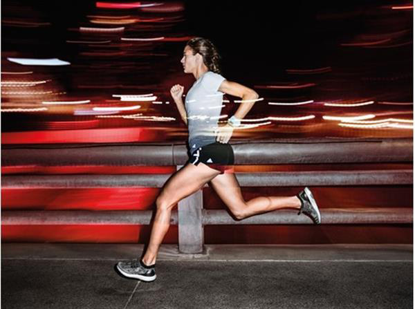 阿迪拟于2017年使用Speedfactory制造3D打印鞋子