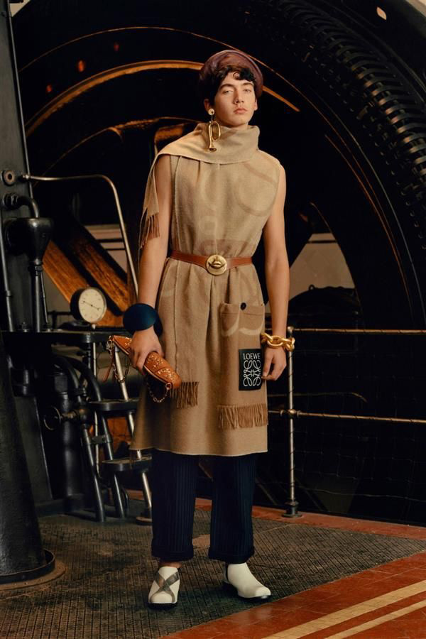 Loewe最新男装系列中惊现3D打印手链