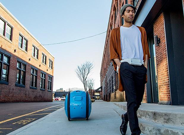 有了这款机器人 购物逛街就那么任性