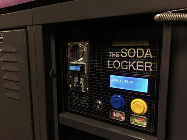 17岁美国创客3D打印自动售货机Soda Locker，可放入学校储物柜