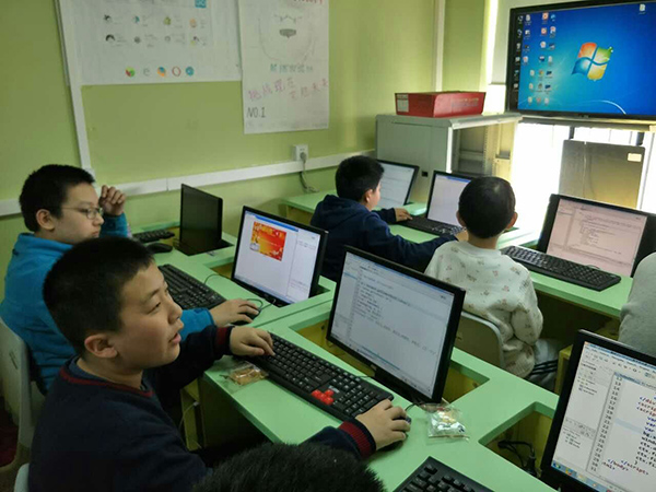 北京大钟寺校区：少儿编程元宵节活动课开班盛况