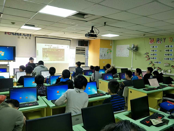 北京大钟寺校区：少儿编程元宵节活动课开班盛况