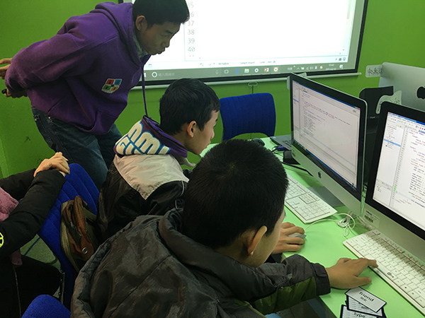 北京大钟寺校区：少儿编程体验课开班盛况