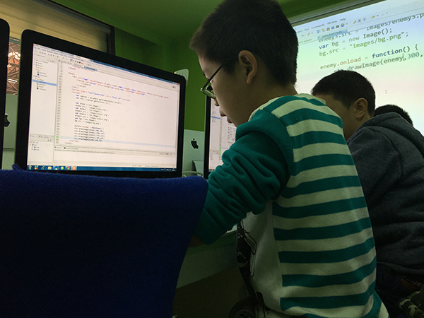 北京大钟寺校区：少儿编程体验课开班盛况