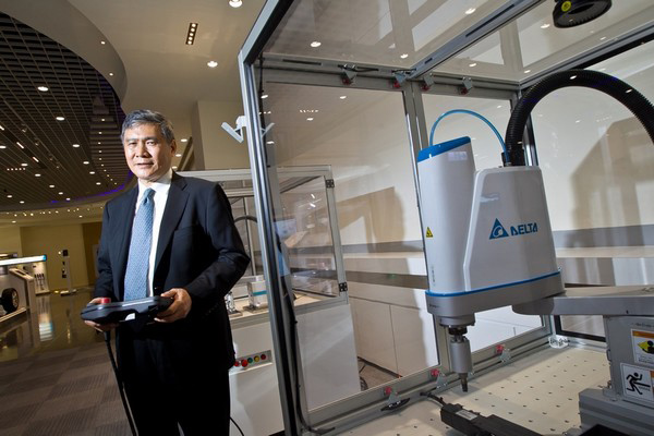 台达董事长海英俊：下一步朝智能化工厂发展