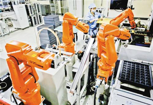 广东推进工业机器人进集群 应用机器人将超8万台