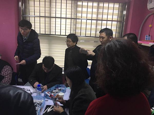 全国18个县教育局及学校代表齐聚童程童美，探讨乡村教育创新教育模式。