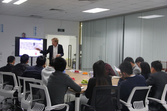 苏黎世联邦理工教授Nelson到访ROBO医疗机器人研究所