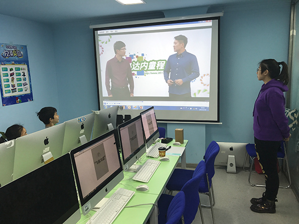 北京大钟寺校区：少儿编程体验课开班盛况