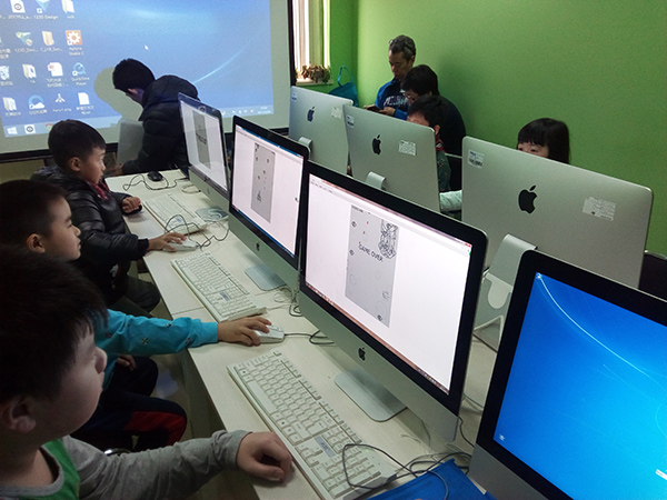北京广渠门校区：少儿编程体验课开班盛况
