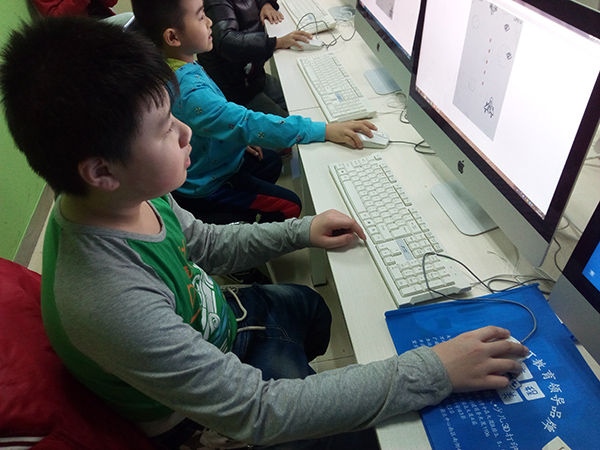 北京广渠门校区：少儿编程体验课开班盛况