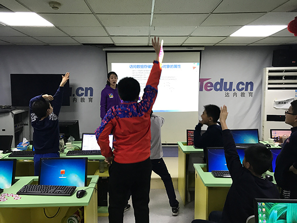 北京大钟寺校区：少儿编程正式课开班盛况