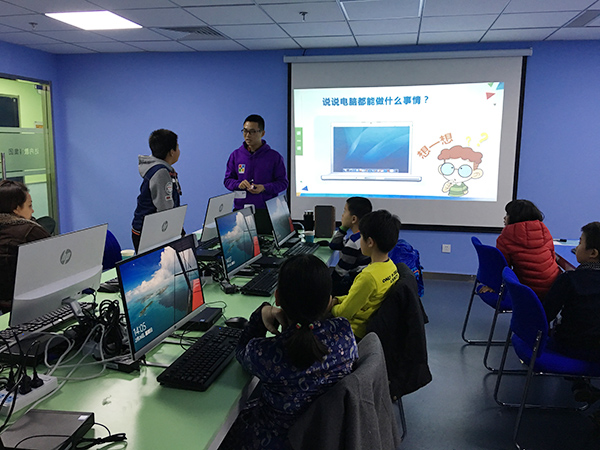 北京望京校区：少儿编程体验课开班盛况