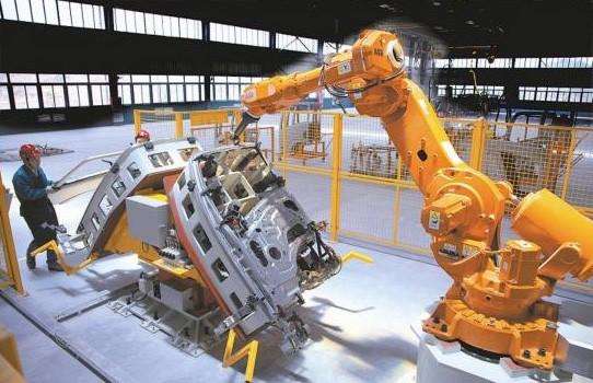 国内工业机器人增速居全球前列 市场前景广阔