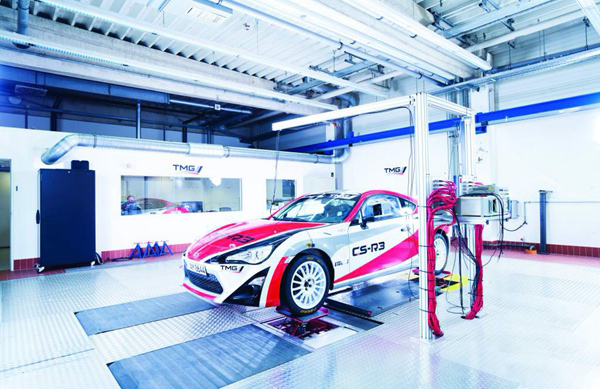 DSM联合丰田推出高耐热性SLA材料Somos Taurus