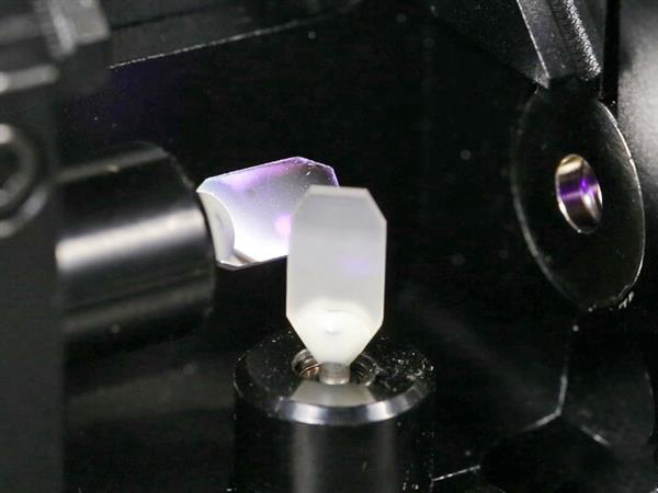 香港3D打印初创公司Peopoly推出1250美元的Moai SLA 3D打印机