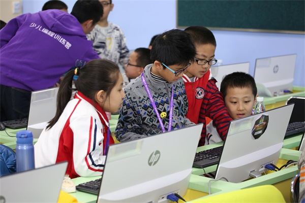 达内童程童美“发现杯”青少年编程大赛开战，2000多选手决战全国