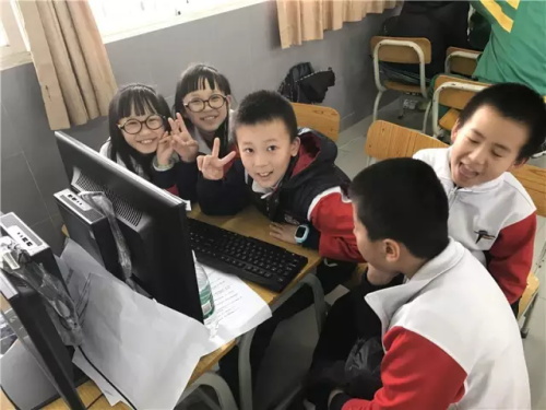 “发现杯”中国青少年编程挑战活动广州赛区，近500名编程小达人竞技