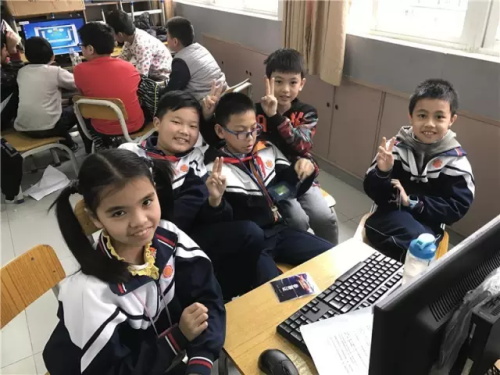 “发现杯”中国青少年编程挑战活动广州赛区，近500名编程小达人竞技