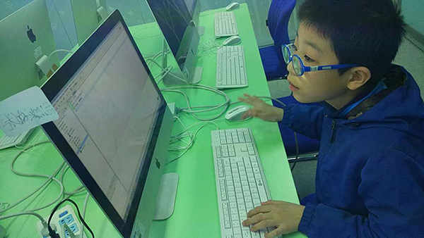 北京大钟寺校区：少儿编程体验课开班盛况