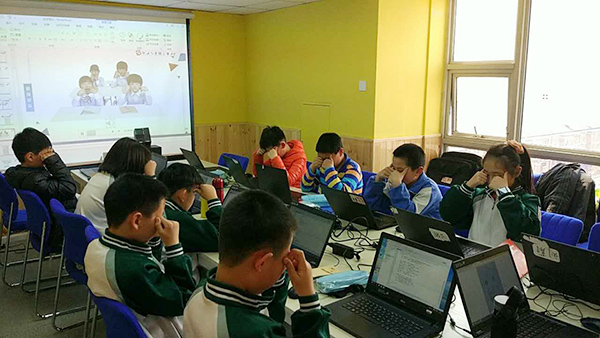 北京万寿寺校区：“发现杯”编程挑战流动课堂