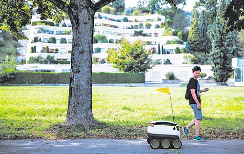 人工成本持续上升 瑞士争做机器人时代先行者
