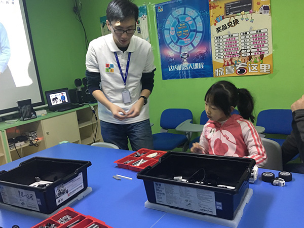 教育部|全国逾万所学校开展机器人教育