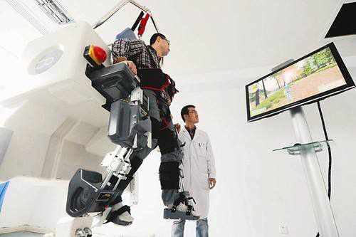 外媒：老龄化提升 日企竞相研发康复辅助机器人