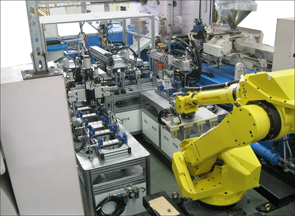 全球工业机器人需求激增 高端领域人才供求不足