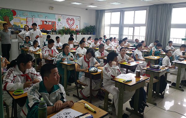 少儿3D打印进课堂  来场科技感十足的社团活动课