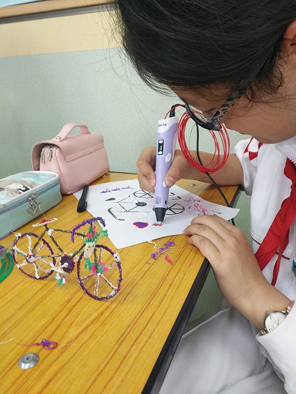 少儿3D打印进课堂  来场科技感十足的社团活动课