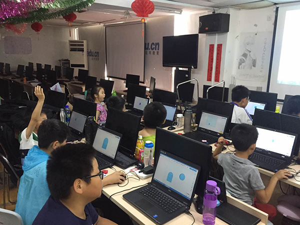 大钟寺校区：少儿3D打印母亲节活动课开班盛况