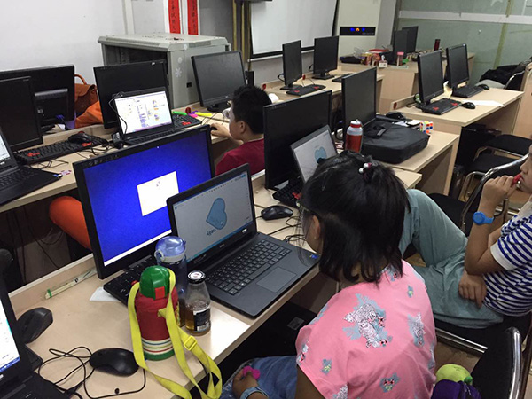 大钟寺校区：少儿3D打印母亲节活动课开班盛况