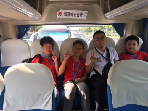 发现杯 | 你们相亲相爱，我们紧张比赛!发现杯第一天赛事回顾