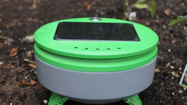 园丁机器人加入“除草战” 可自动巡视用户花园