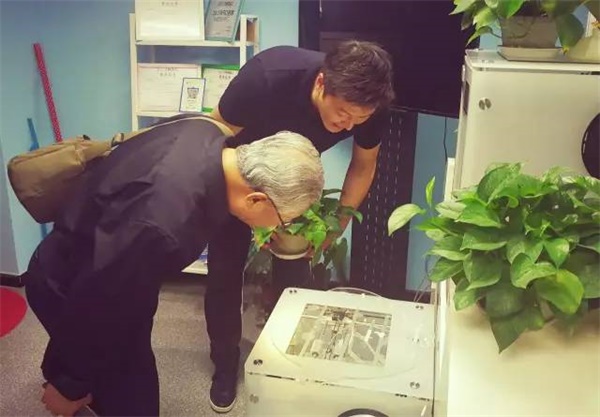 海淀区教委到童程童美考察青少年STEAM创客教育工作